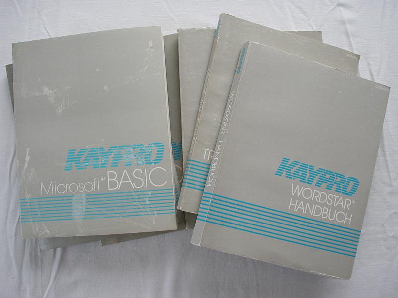 Kaypro II HB2.JPG